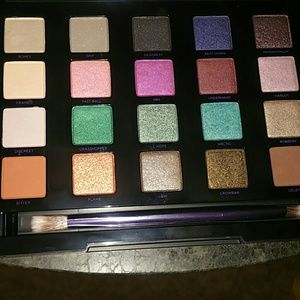 Urban Decay Vice eyeshadow palette